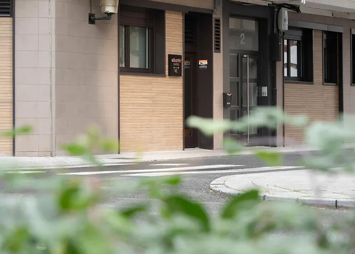 Uharte * גרניקה אי לונו